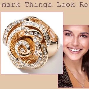 New! Avon mark Things Look Rosy Ring, Stretch Band